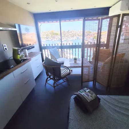 Naturiste Cap D'agde Port Venus 212